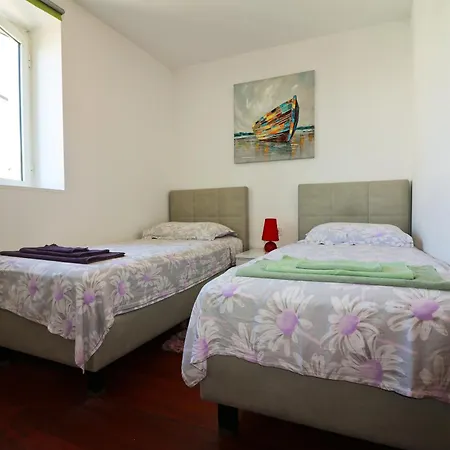 And Tudor * 스플리트