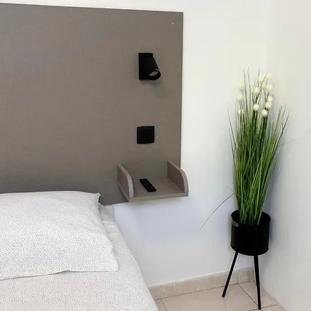 And Tudor * 스플리트